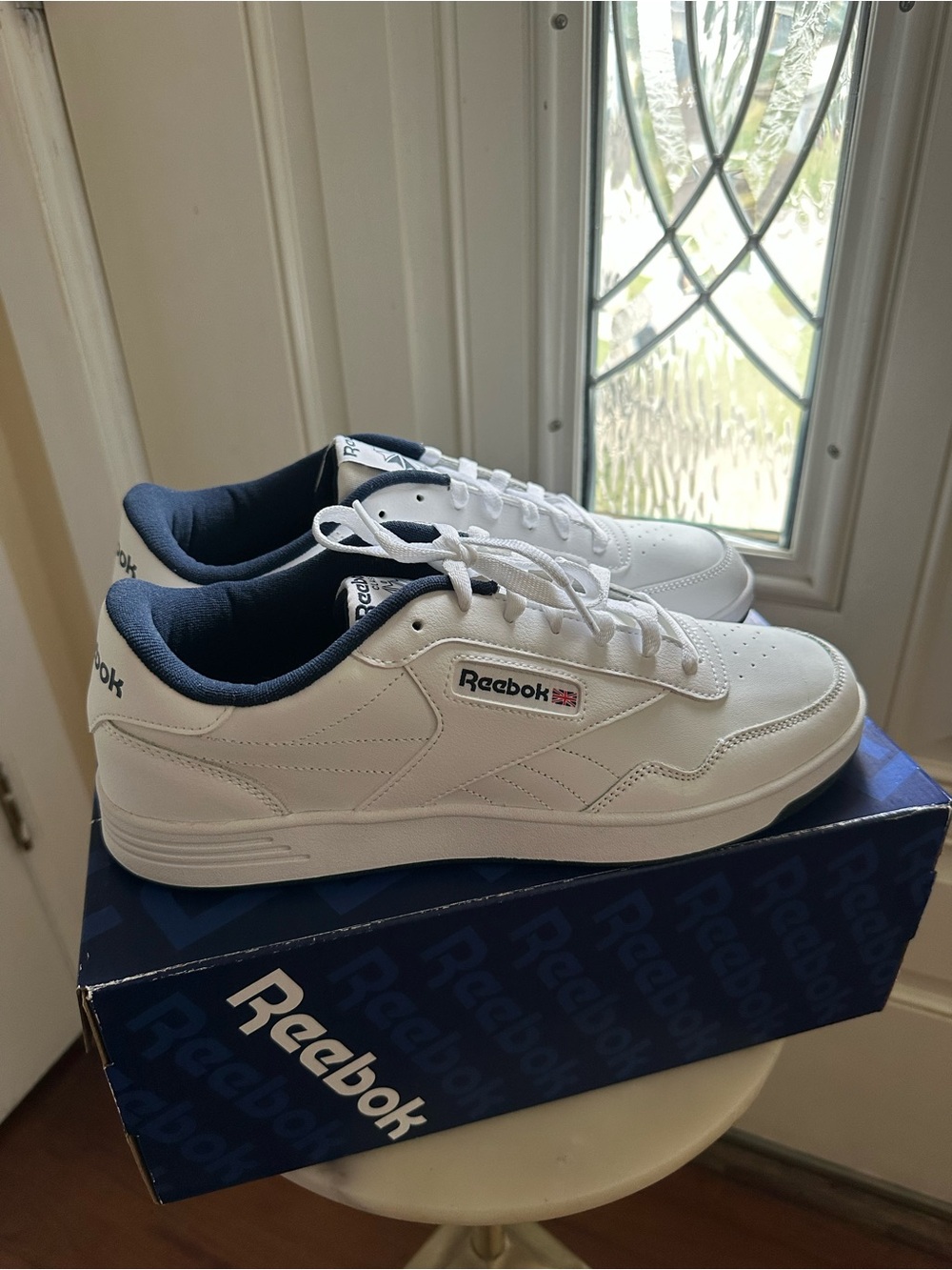 Reebok Club MEMT Men's Shoes White/Navy Leather - Picture 6 of 12